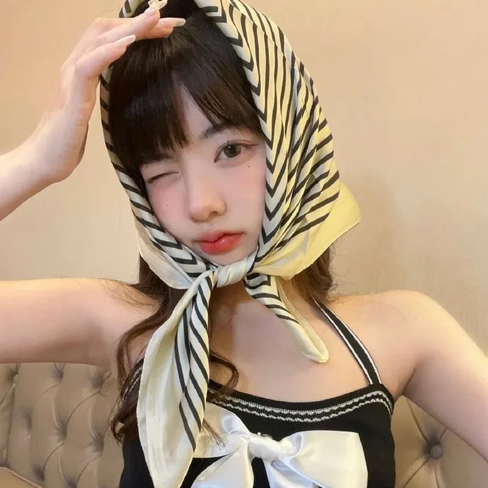 配角